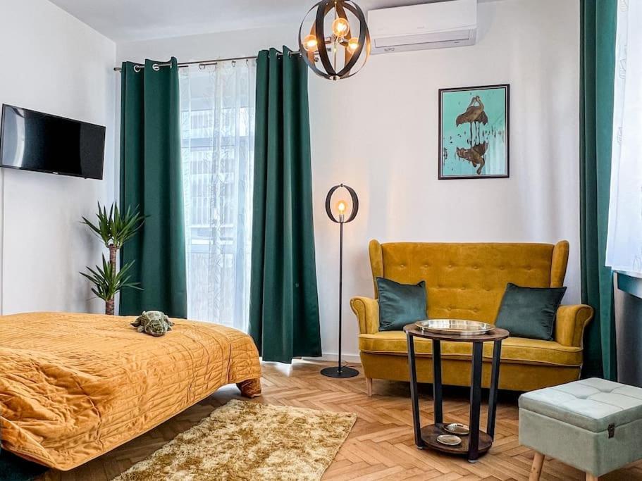 Art Deco Studio In Old Town براتسيلافا المظهر الخارجي الصورة